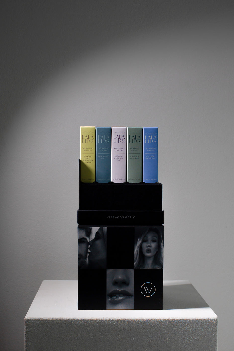LALALIPS Lippenpflege im VITRACOSMETIC Verkaufsdisplay