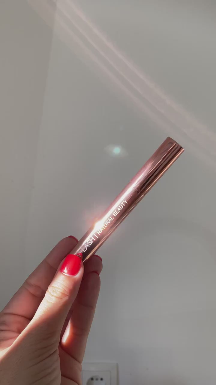 VITRALASH Wimpernserum im Sonnenlicht